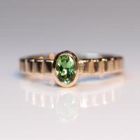 18K Bar Stack Tsavorite Oval