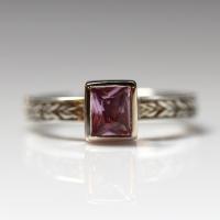 18KW Engraved Stack 0.66ct Pink Sapphire